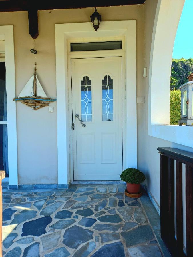 Villa Dimitra Mourteri Eksteriør billede