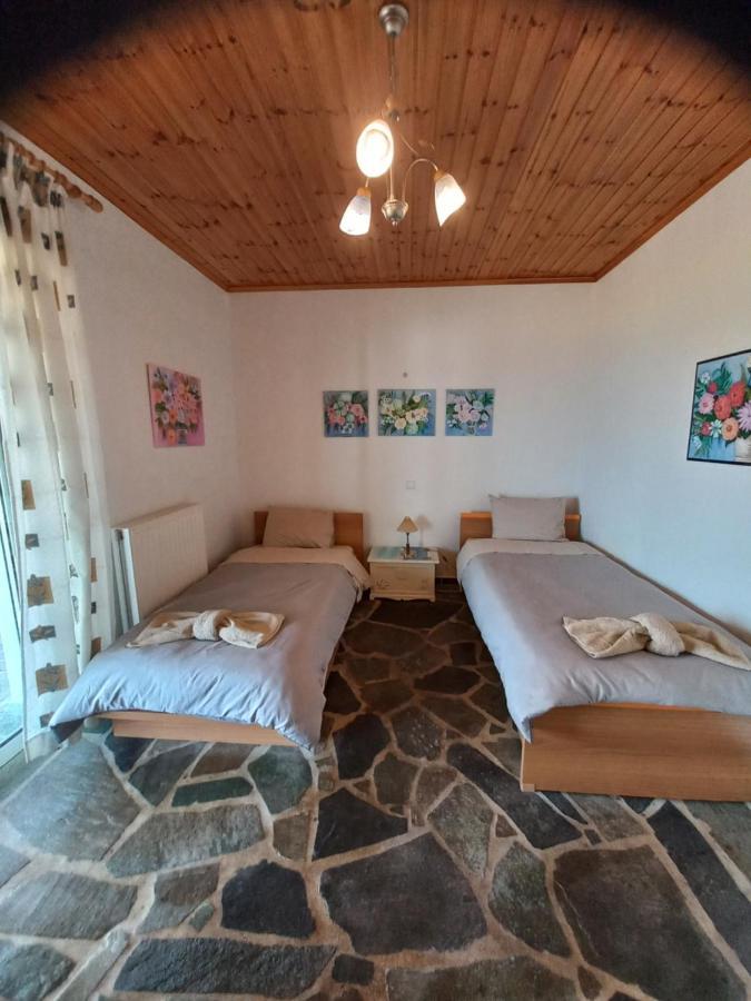 Villa Dimitra Mourteri Eksteriør billede