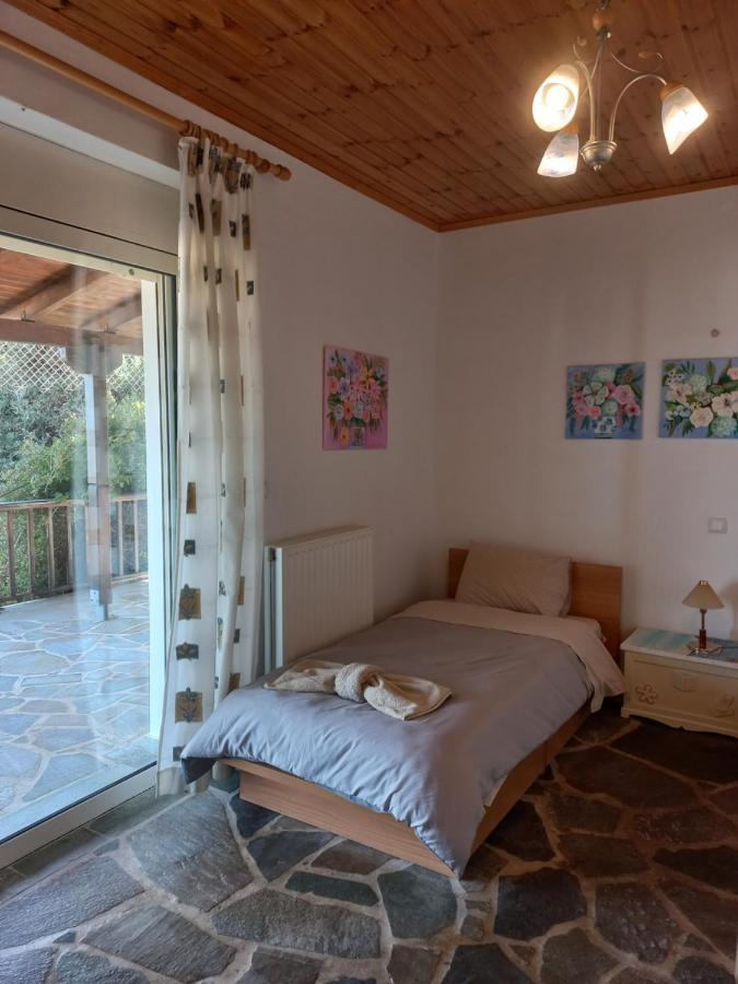 Villa Dimitra Mourteri Eksteriør billede