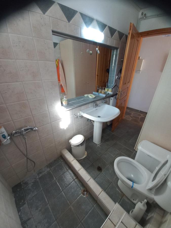 Villa Dimitra Mourteri Eksteriør billede