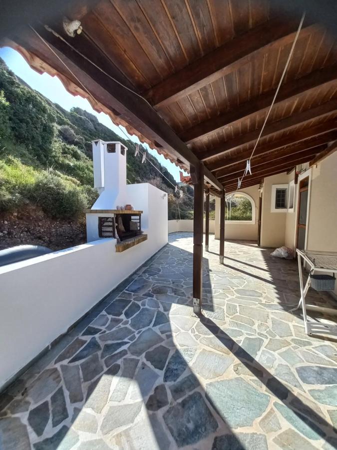 Villa Dimitra Mourteri Eksteriør billede